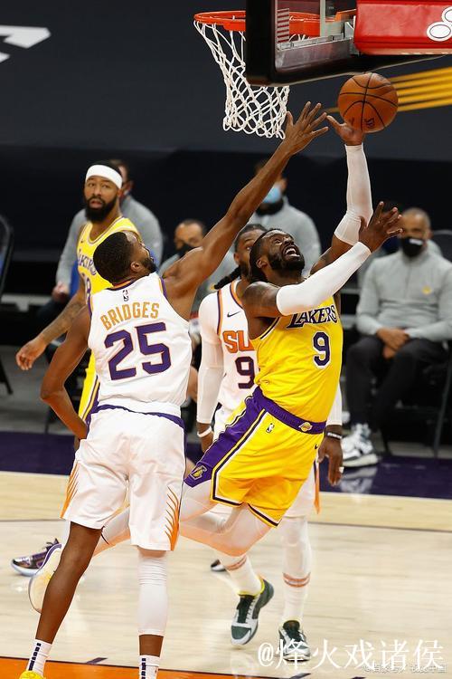 皮尔斯点评湖人太阳之战：收官四分钟堪称本赛季最低智商表现